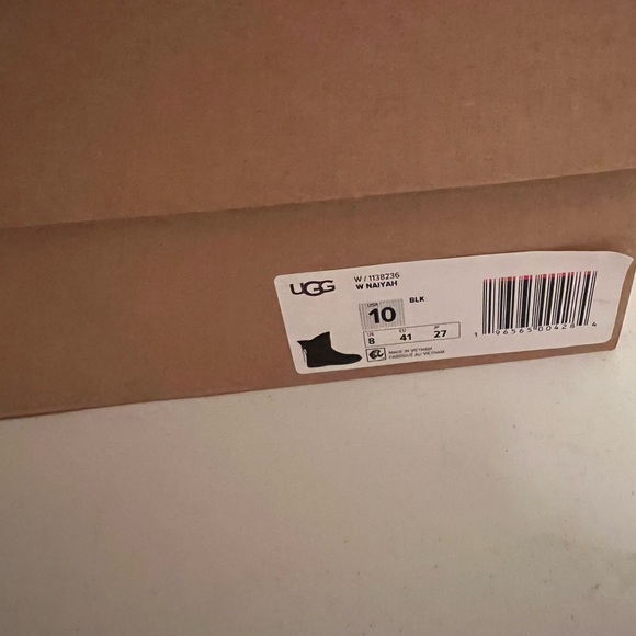 NEW UGG Naiyah Bootie UGGpure Wool Sheepskin Treadlite Winter Boot Black - Picture 7 of 10